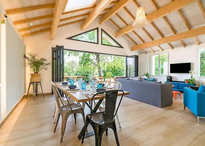 Willa Le Chateaubriand *