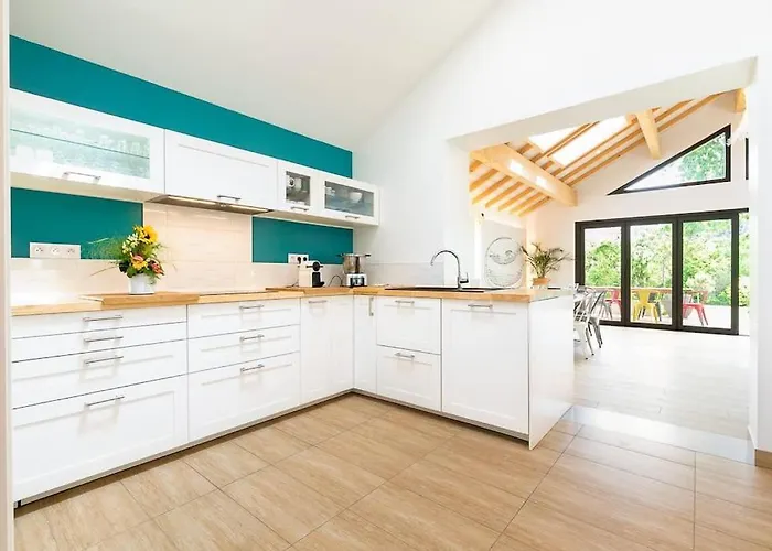 别墅 Le Chateaubriand 第戎